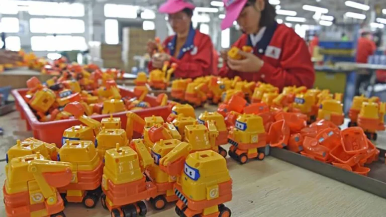 Inside the Toy Manufacturing Industry: From Innovation to Production