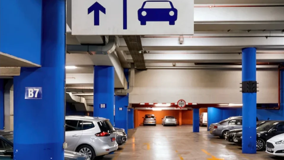 5 Things To Know About Using a Parking Garage