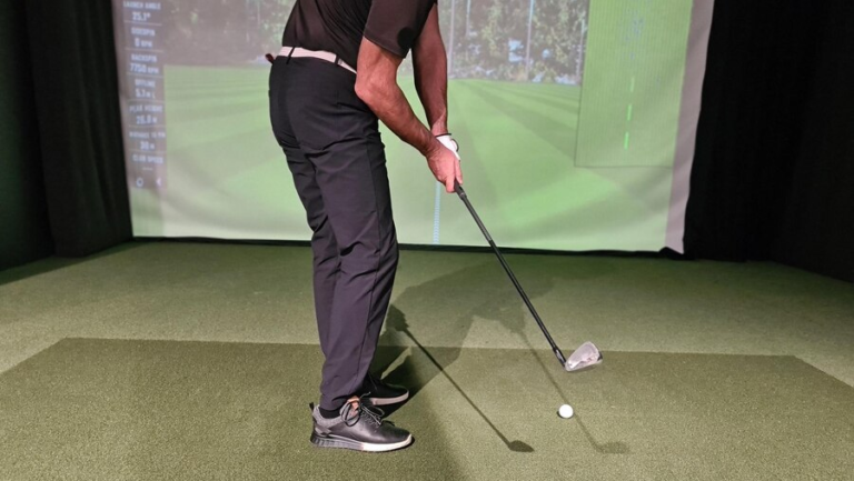 Why Golf Simulators Are the Perfect Training Tool for Beginners and Pros Alike