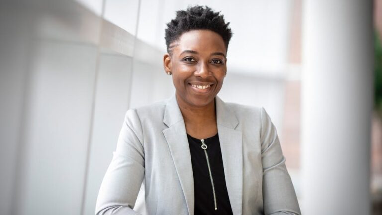 Why a Professional Photo Can Boost Your Personal Brand Instantly