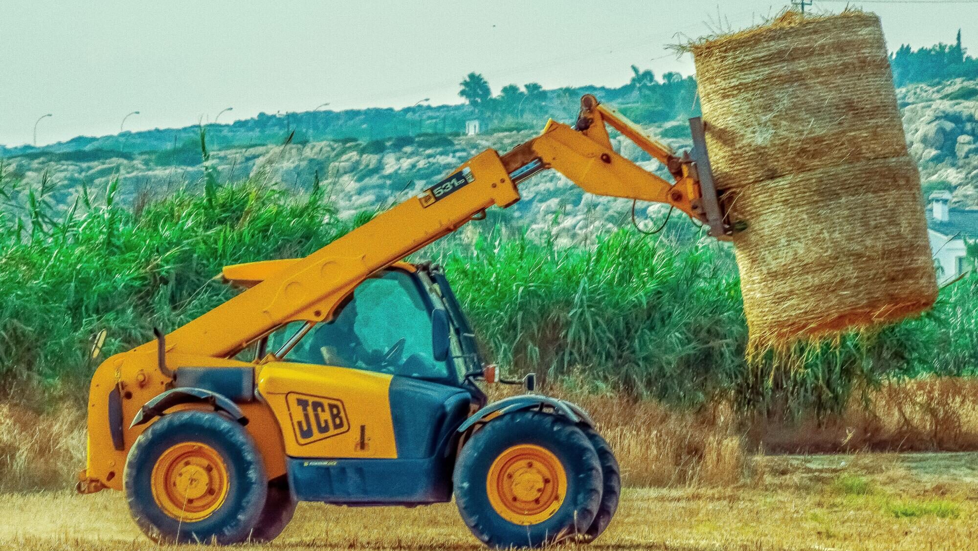A Complete Guide to Heavy Lifting Dollies: Features and Benefits