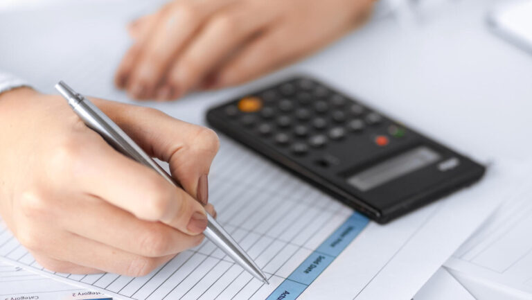How Accounting Professionals Streamline Small Business Finances