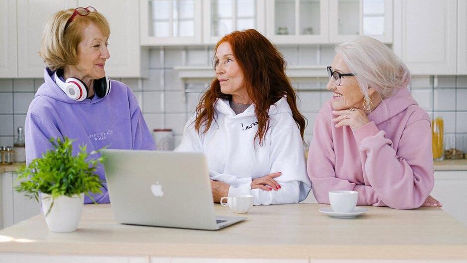 What to Look for in Senior Independent Living Communities Near You