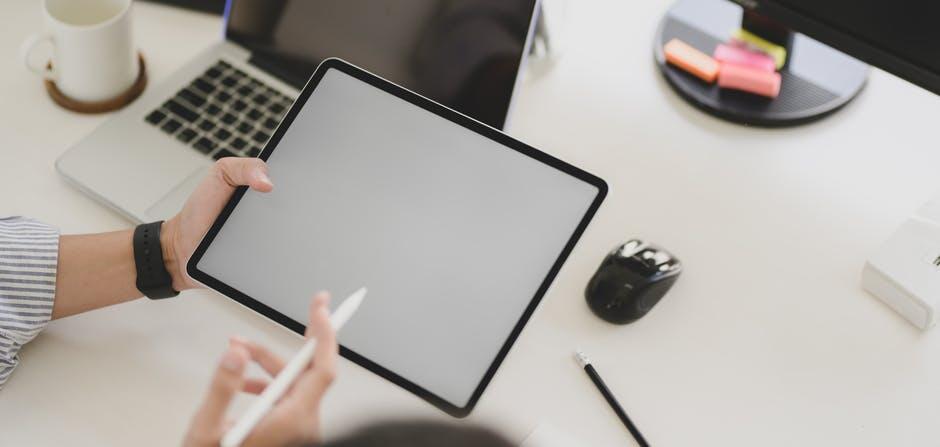 The Role of Tablets in Modern Fintech Solutions