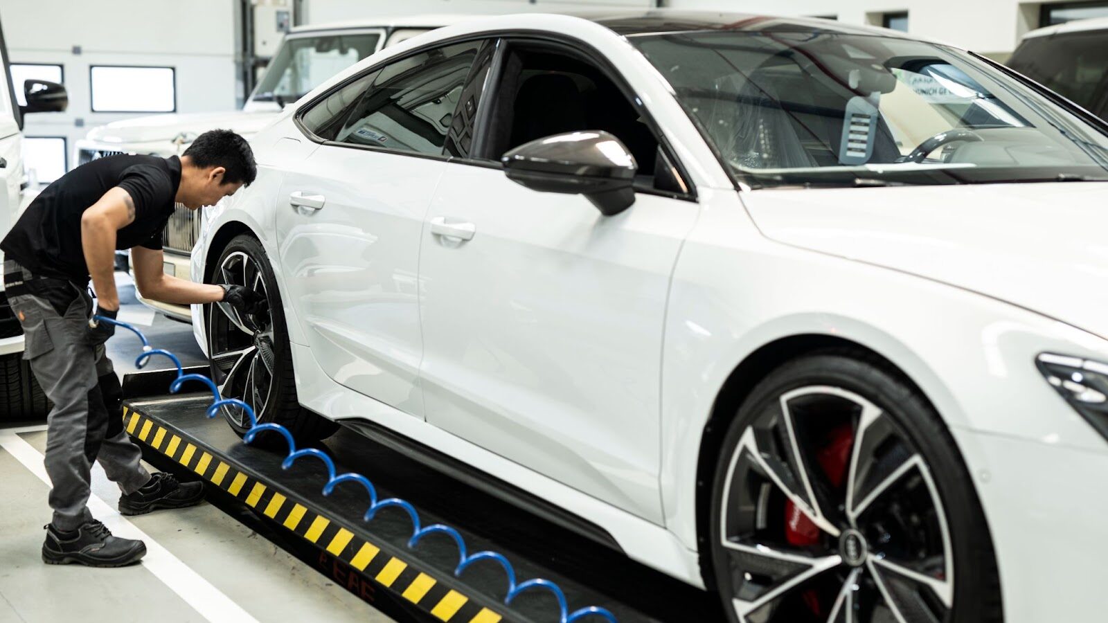 How to Keep Your Audi Running Smoothly in Dubai