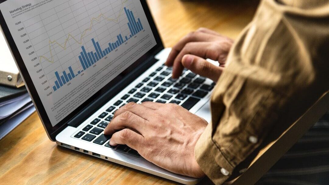 A Comprehensive Guide to Effective Business Analytics