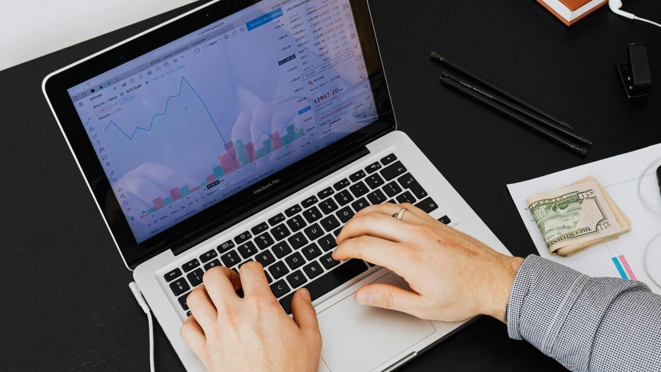 The Financial Perks of Investing in Charging Technology for Businesses